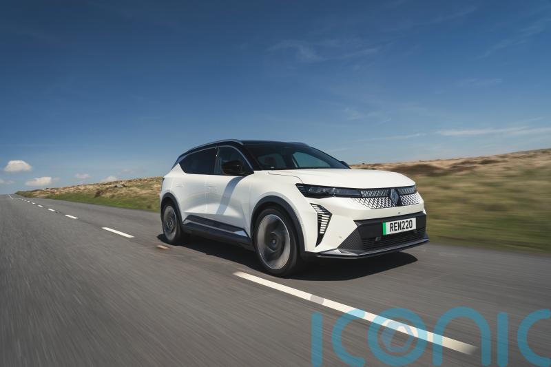 Renault Scenic E-Tech receives government&rsquo;s full &pound;3,750 Electric Vehicle Grant