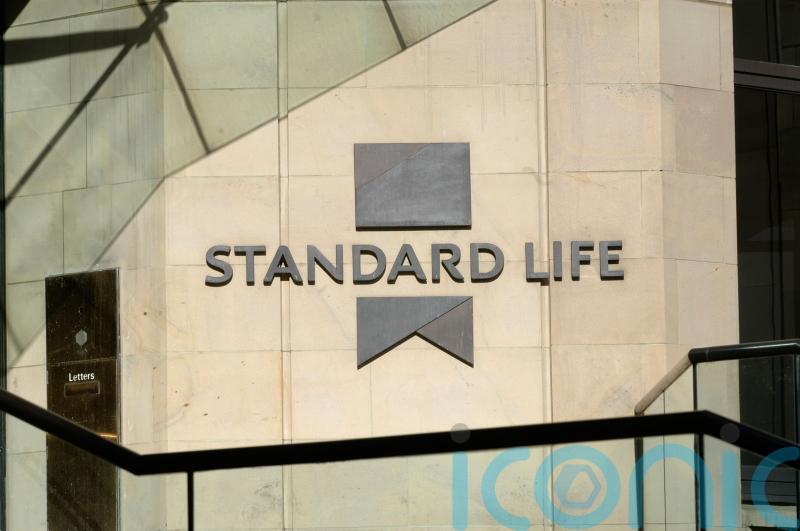 Standard Life strikes &pound;2bn deal to buy Aegon UK