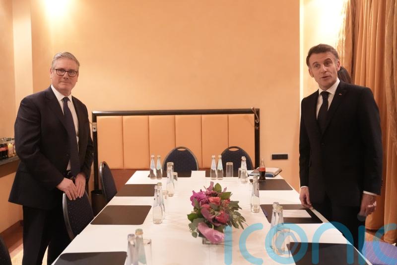 Keir Starmer and Emmanuel Macron to host Paris talks on opening Strait of Hormuz