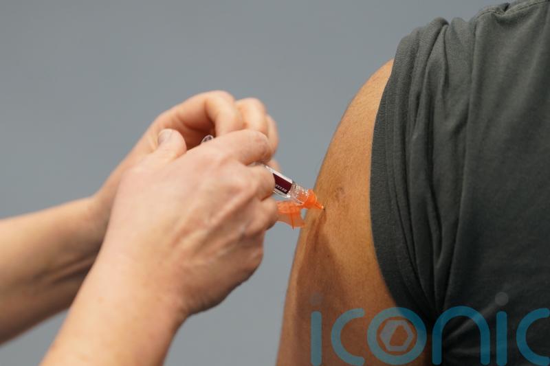 Meningitis B: Jabs and antibiotics offered as three cases found in Weymouth