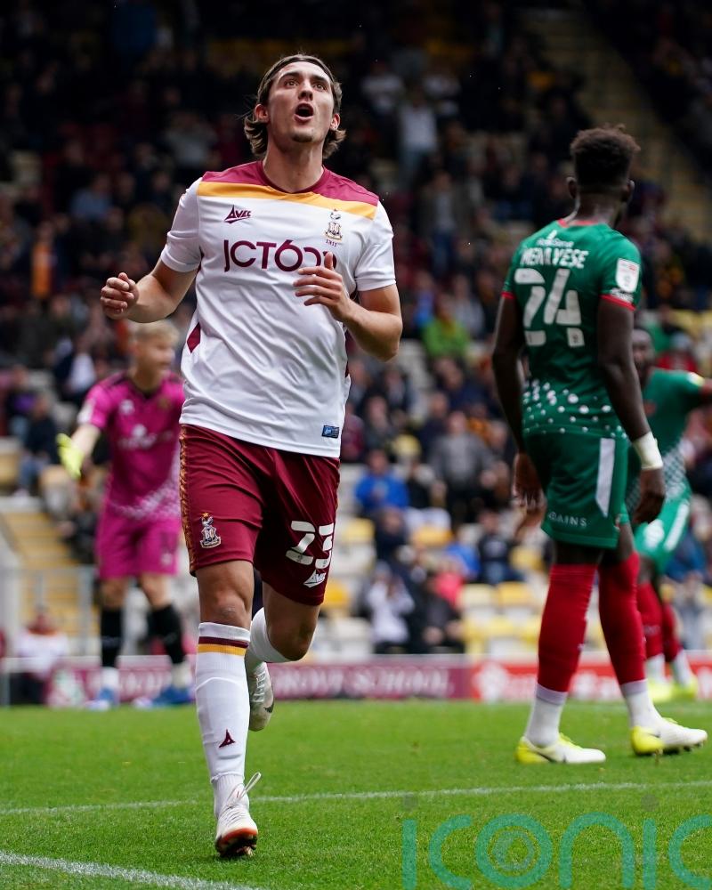 Ollie Crankshaw second-half double secures Altrincham comeback win at Sutton