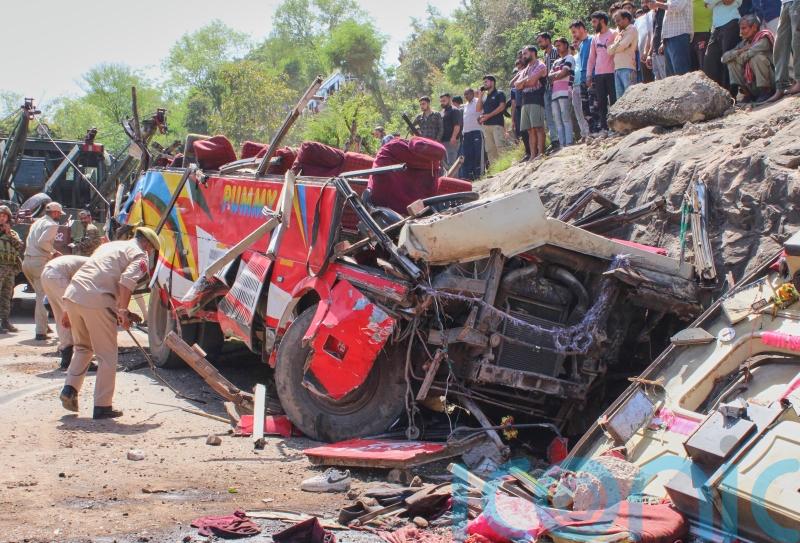 Bus accident in Indian-controlled Kashmir kills 21 people