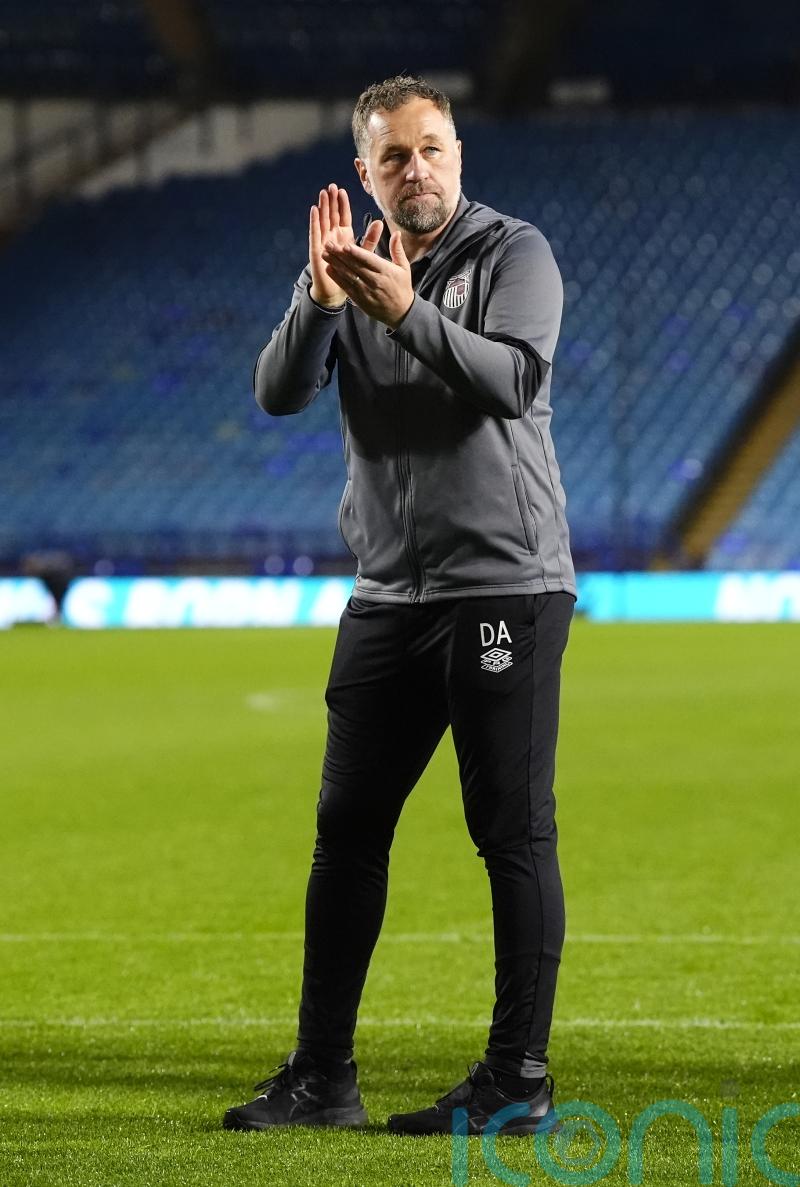 David Artell salutes &lsquo;terrific&rsquo; Grimsby victory at Cambridge