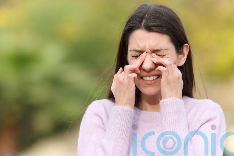 Hay fever season two weeks longer compared to the 90s, review claims