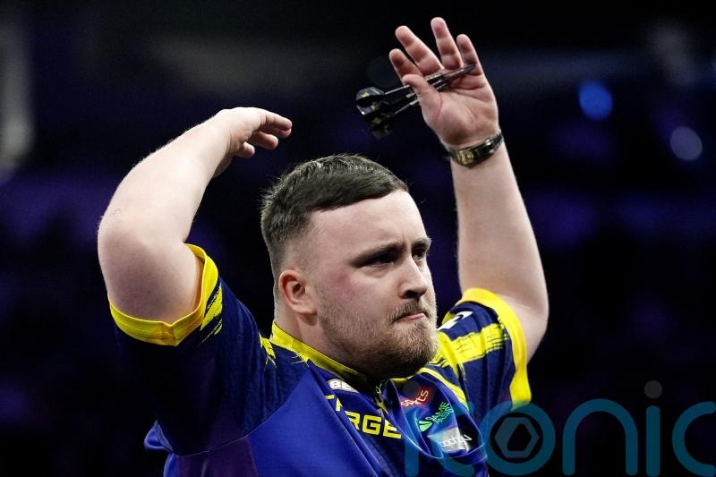 Put that phone down &ndash; Phil Taylor urges Luke Littler to limit social media use