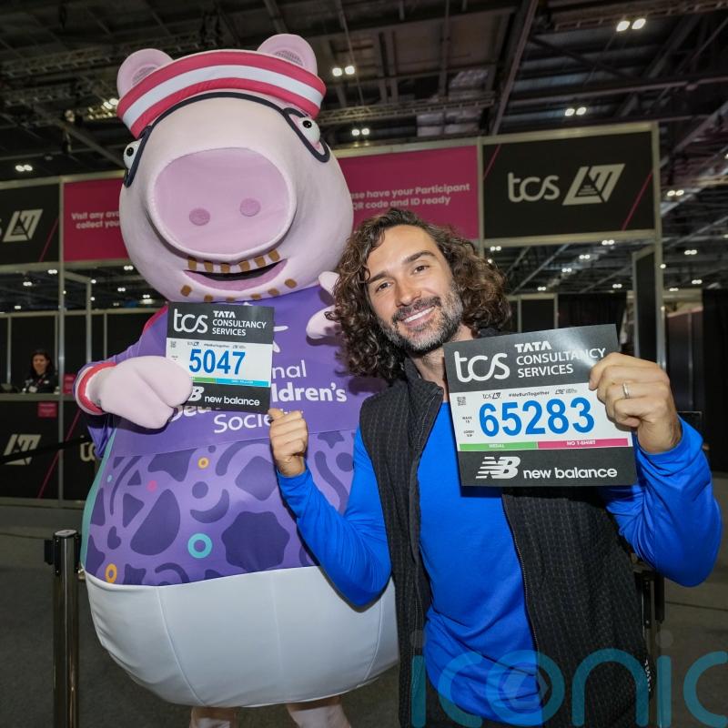 Daddy Pig and coach Joe Wicks on their marks to collect London Marathon bibs