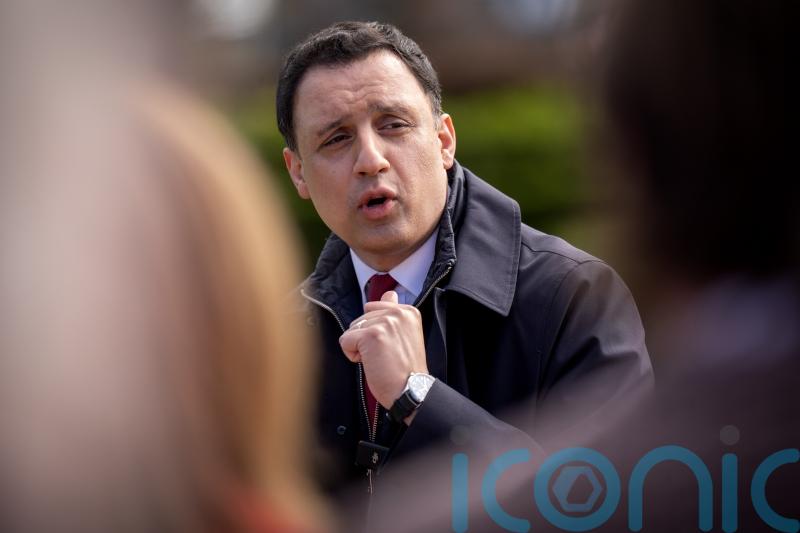 Sarwar continues to &lsquo;stand by&rsquo; his call for Starmer to resign as PM