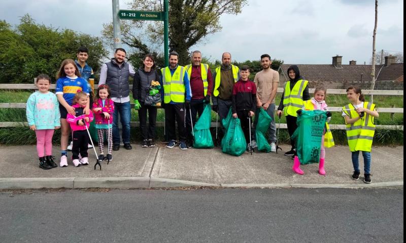 Syrian community supporting litter clean up project in Tipperary Town