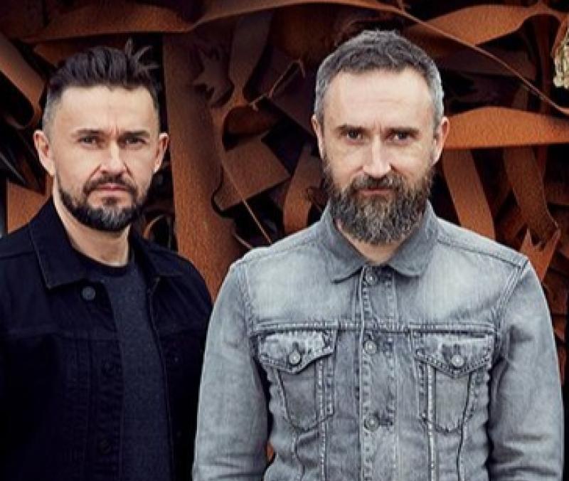 Mike and Noel Hogan of The Cranberries