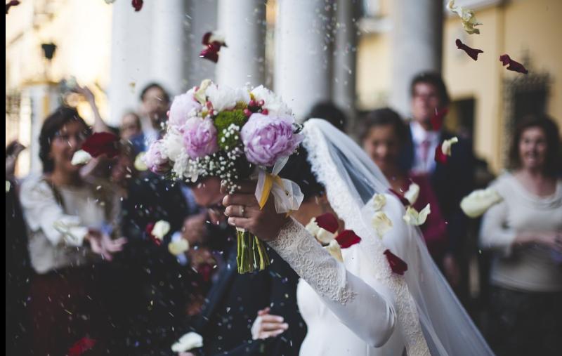 End-of-year wedding bells for beautiful couple who will reside in Tipperary