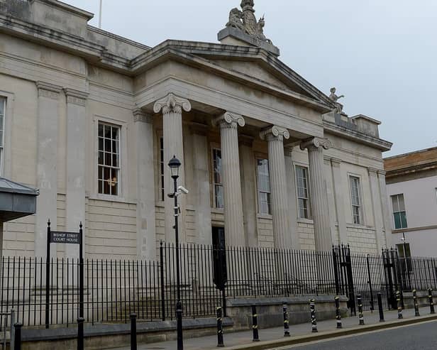 Derry Court House.  DER2126GS - 075